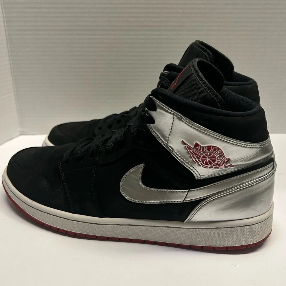Air Jordan 1 Mid Johnny Kilroy Black Silver Red Shoes Mens 12 Sneaker 554724-057